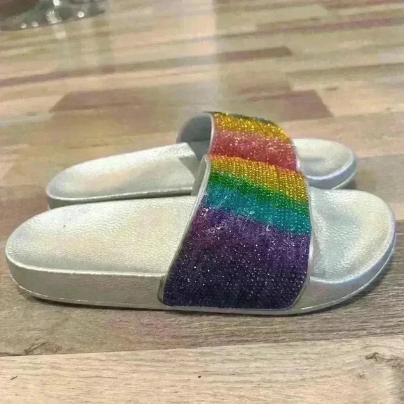 Sz. 8 Rainbow Multicolored Rhinestone Silver Slides - Picture 3 of 6